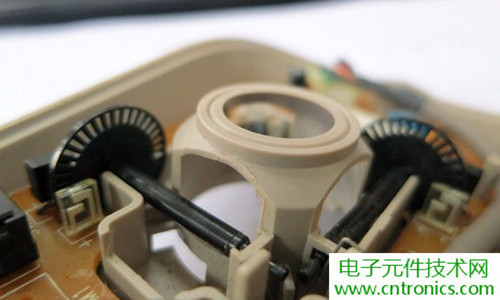 殿堂級機(jī)械鼠標(biāo)拆解:嘆精致做工!