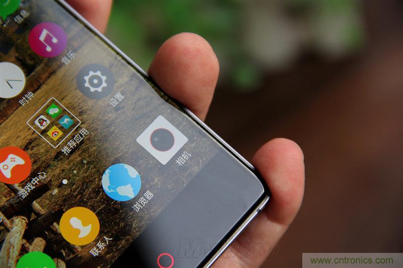 無邊框的 nubia Z9 ，一款既有驚喜，又有驚艷的智能手機
