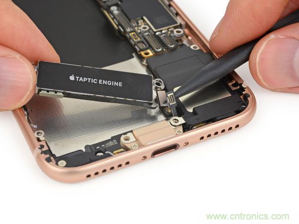 iPhone 8首拆:無線充電版本的iPhone 7?