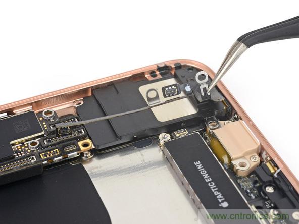 iPhone 8首拆:無線充電版本的iPhone 7?