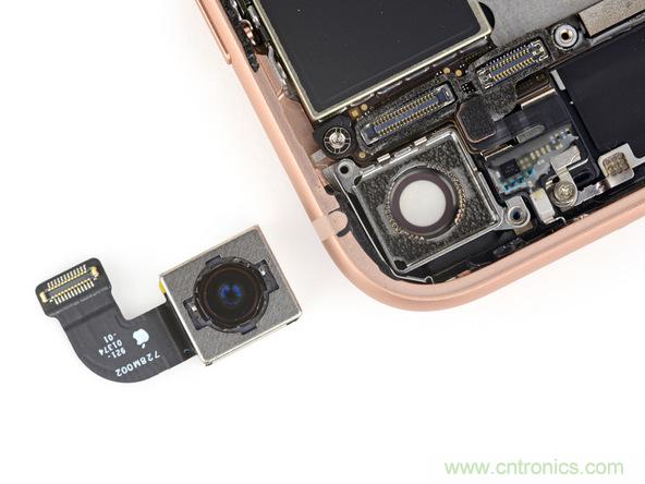 iPhone 8首拆:無線充電版本的iPhone 7?